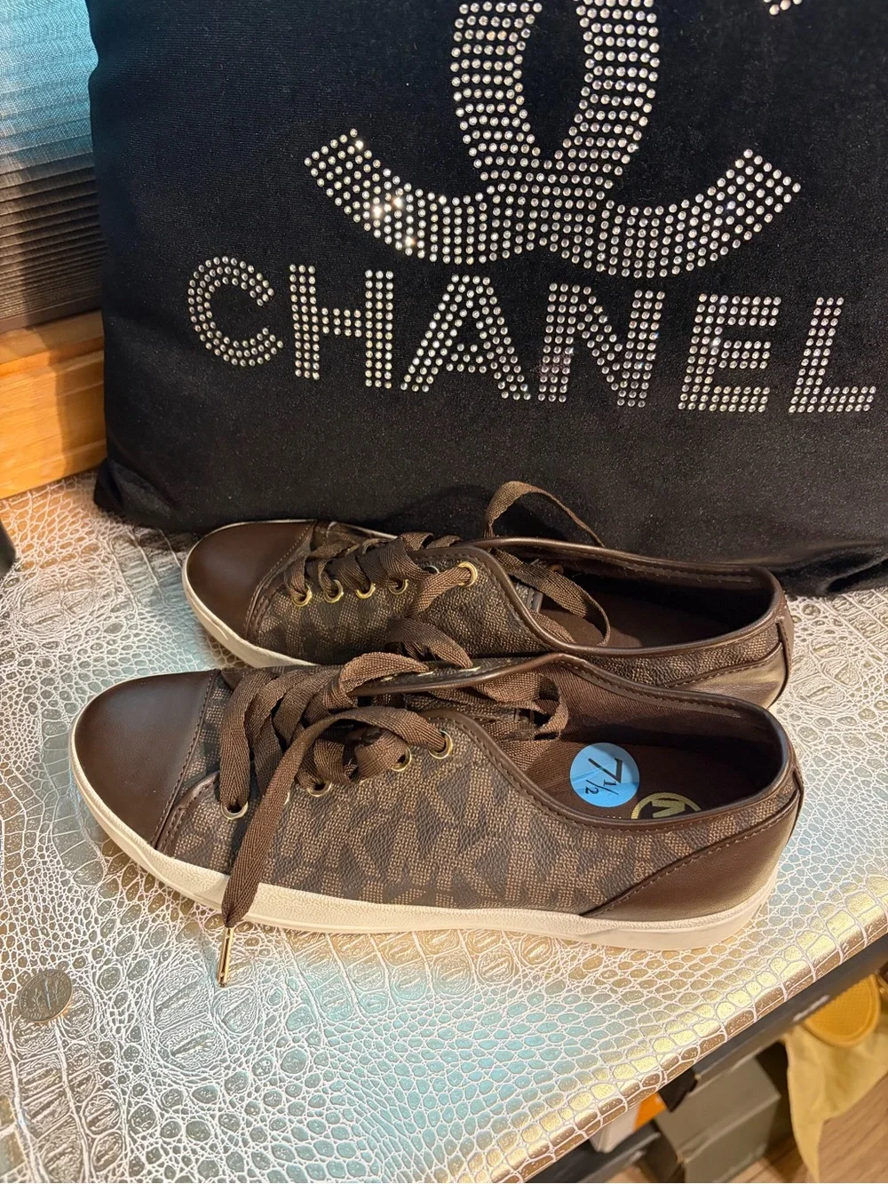 Michael Kors Brown Lace-Up Low-Top Sneakers - Picture 2 of 4